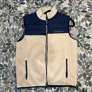 Vineyard vines vest